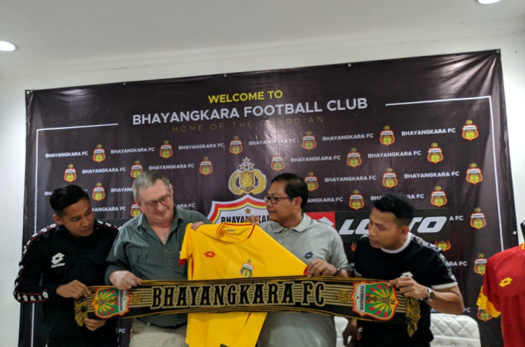 Pengganti Simon McMenemy di Bhayangkara FC Diperkenalkan 1 Februari 2019