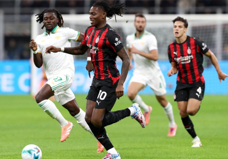 Demi AC Milan, Rafael Leao Siap Dimainkan di Berbagai Posisi