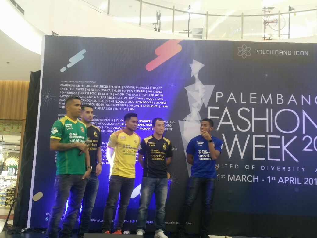 Cerita Lima Penggawa Sriwijaya FC Jadi Model Catwalk