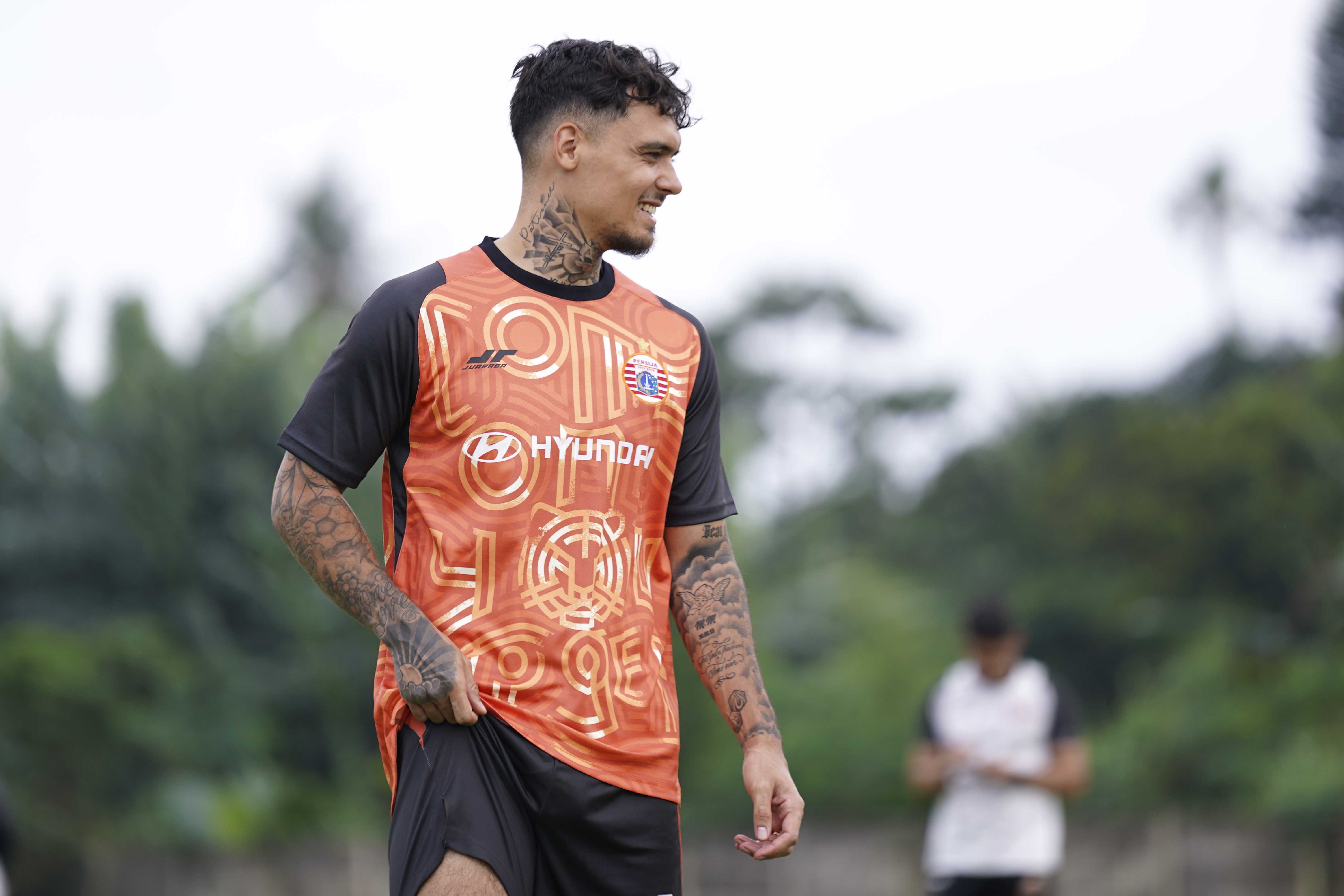 Adaptasi Bagus, Shayne Pattynama Berpeluang Debut untuk Persija saat Lawan Persita