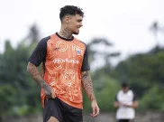 Adaptasi Bagus, Shayne Pattynama Berpeluang Debut untuk Persija saat Lawan Persita