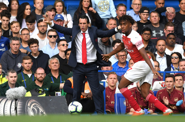 Penggawa Arsenal Masih Sulit Memahami Taktik Unai Emery