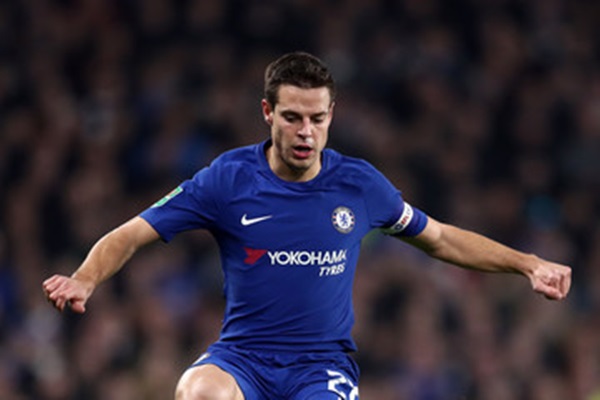 Cesar Azpilicueta Yakin Chelsea Akan Datangkan Pemain Baru