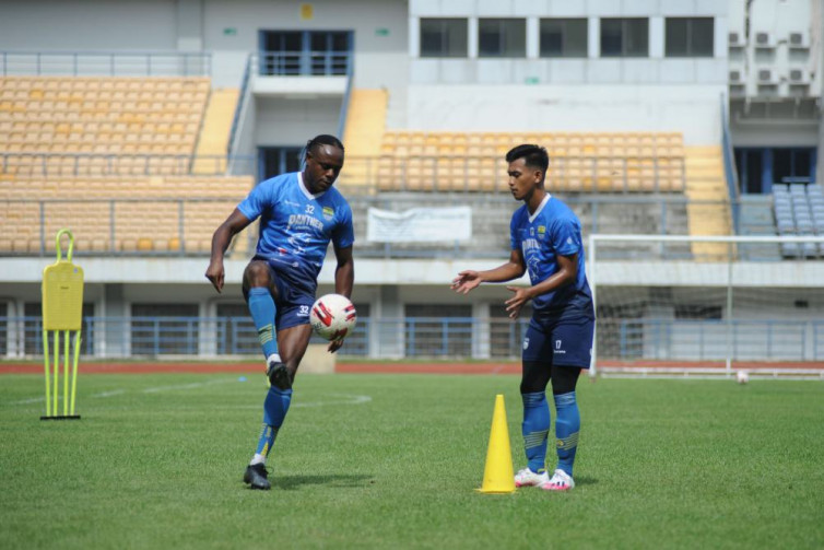 Victor Igbonefo Yakin Siap Tempur Bela Persib saat Liga 1 Kembali Bergulir