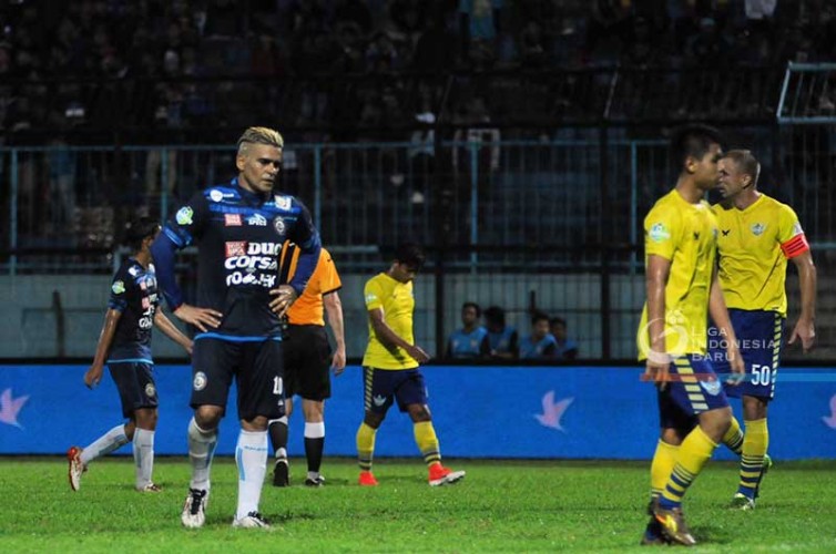 Nostalgia - Statistik Cristian Gonzales bersama Arema di Musim Perdananya