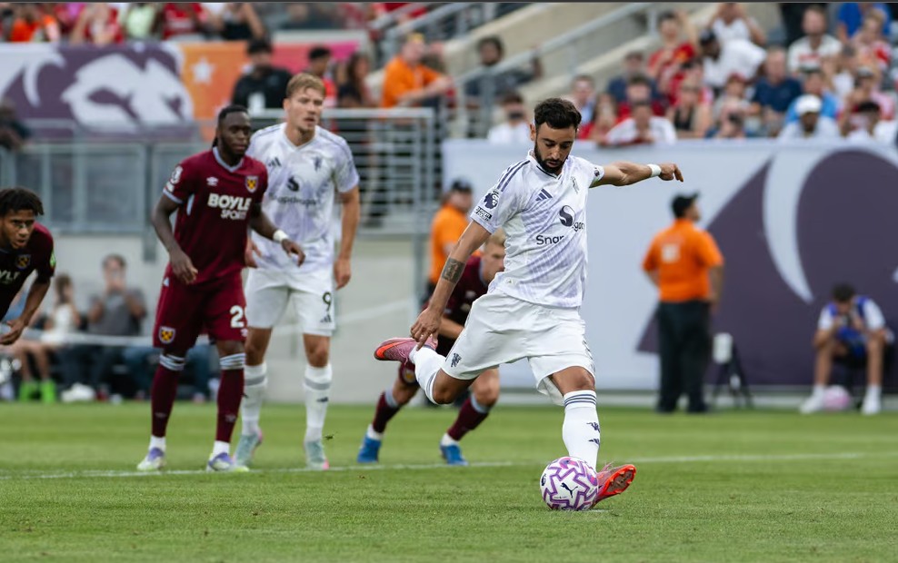 Bruno Fernandes Cetak Dua Gol, Manchester United Bekuk West Ham United 2-1