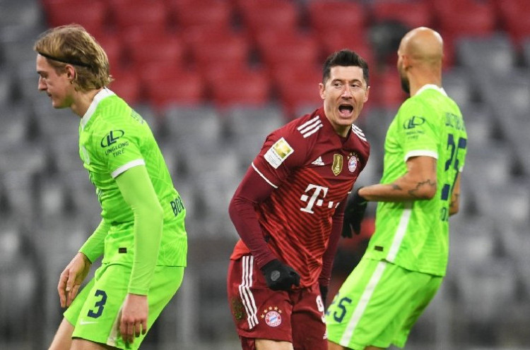 Lewandowski Tutup 2021 dengan Pecahkan Rekor Legenda Bayern Munchen