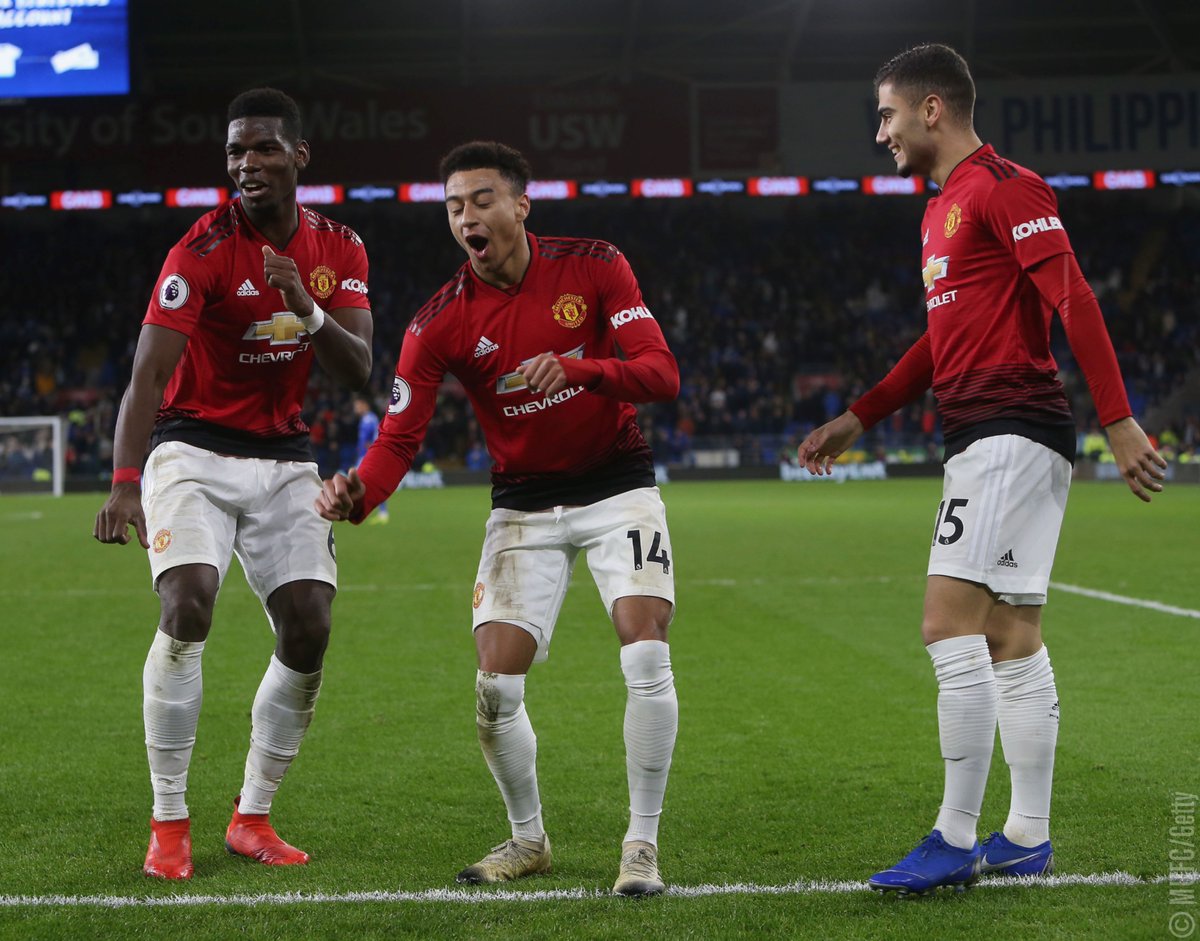 Perbedaan Sikap Mourinho dan Solskjaer soal Pogba