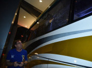 Bus yang Ditumpangi Persib Ditimpuk Batu, Pemainnya Terluka