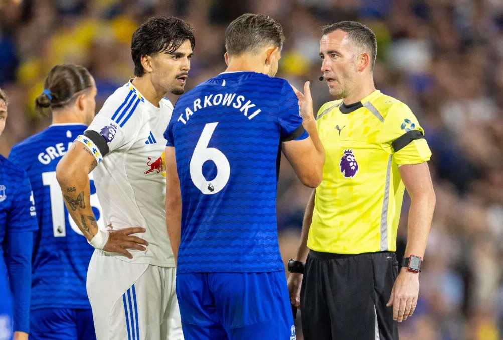 Baru Pekan Pertama, Premier League Sudah Diwarnai Kontroversi