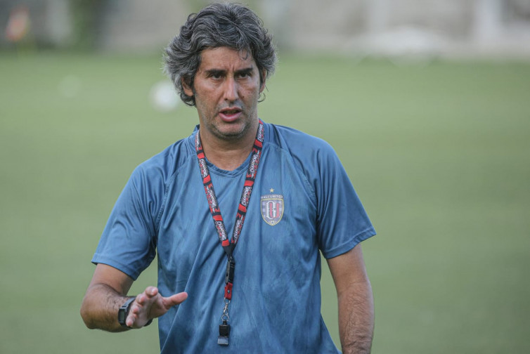 Respons Pelatih Bali United Stefano Cugurra jika Piala AFC 2020 Berlanjut di Vietnam