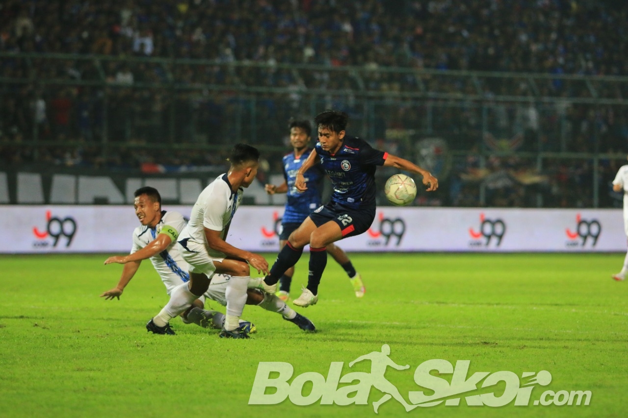 Arema FC Lengkapi Euforia Suporter dengan Kemenangan