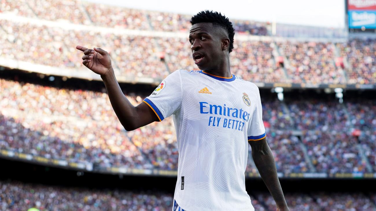 Pagari Vinicius Junior, Real Madrid Tiru Langkah Barcelona