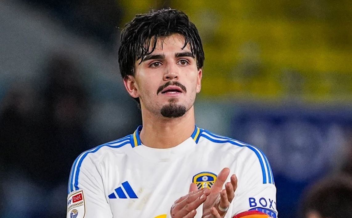 Bek Keturunan Indonesia Merapat ke Brighton & Hove Albion