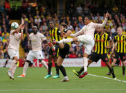Jose Mourinho Tidak Suka dengan Rambut Chris Smalling