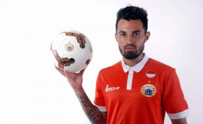 Teco Taruh Perhatian Besar terhadap Kualitas Stefano Lilipaly