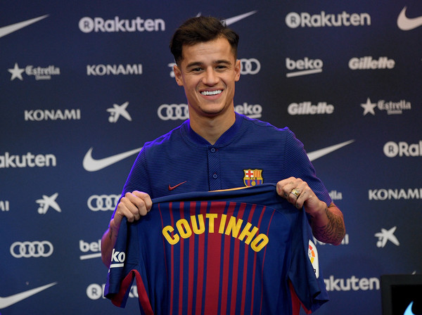 Coutinho Masih Menunggu Nomor 14