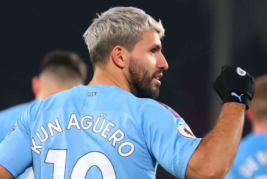 Aji Mumpung, Leeds United Ikut Berburu Sergio Aguero