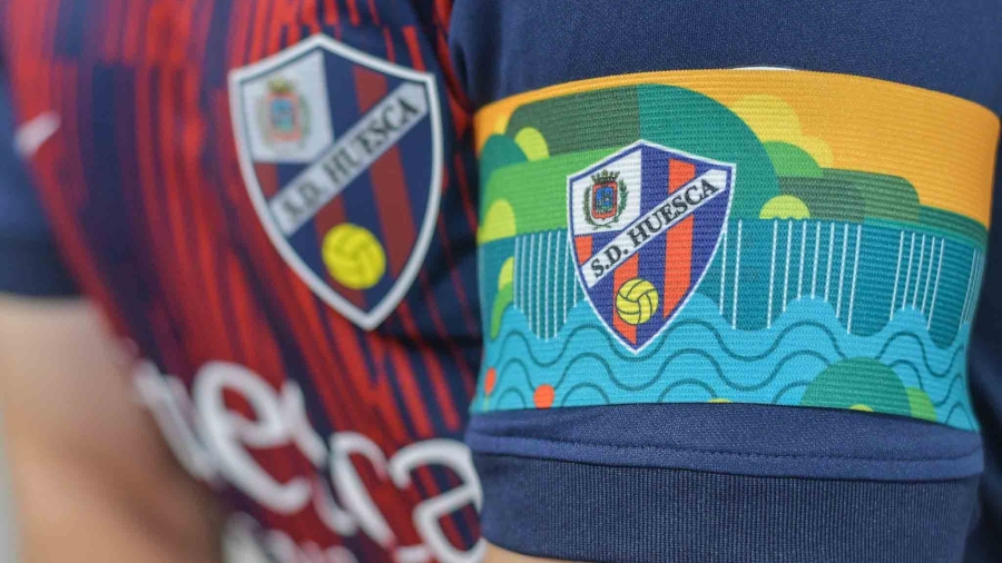 Terobosan SD Huesca: Mengubah Ban Kapten Jadi Aset Digital