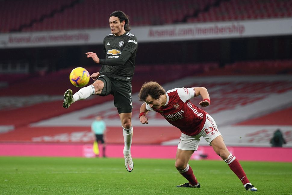 Setelah Martial, Solskjaer Kini Pasang Badan untuk Edinson Cavani
