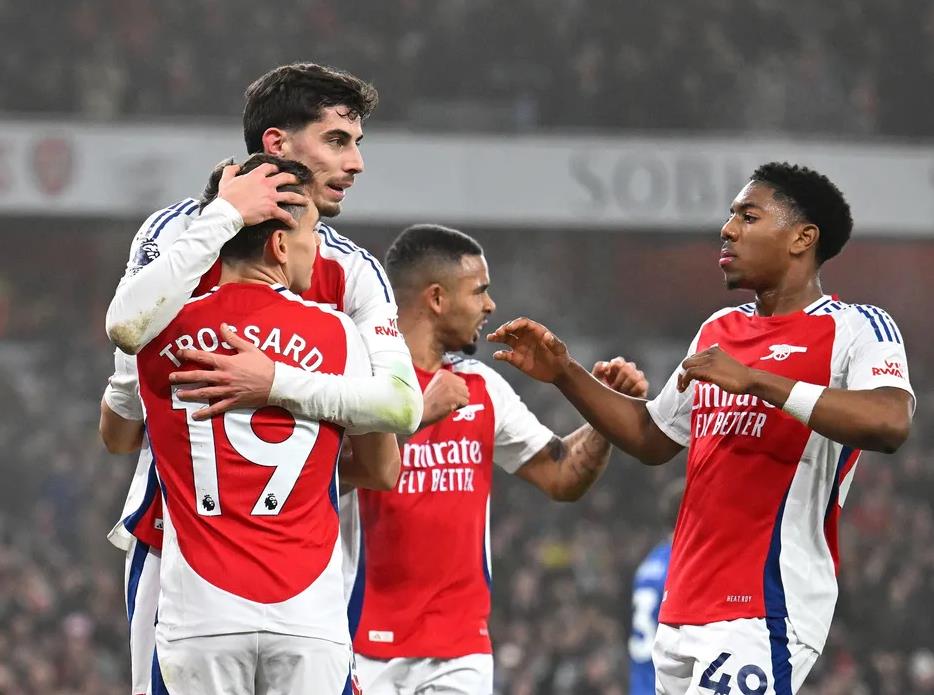 Arsenal Satu-satunya Pesaing Liverpool dalam Perebutan Titel Premier League