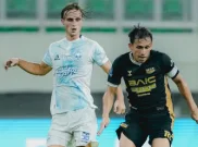 Hasil Super League 2025/2026: Penalti Alex Martins Menangkan Dewa United atas PSIM, Malut Imbang