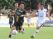 Permainan Arema FC Kurang Efektif saat Diimbangi Dewa United FC