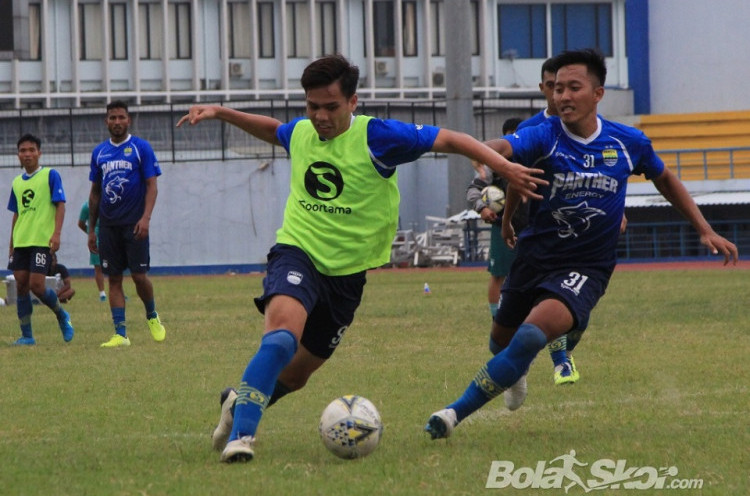 Persib Buang Empat Pemain Muda ke Bandung United