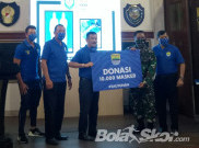 Persib Salurkan APD dan Masker ke Kodam III/Siliwangi