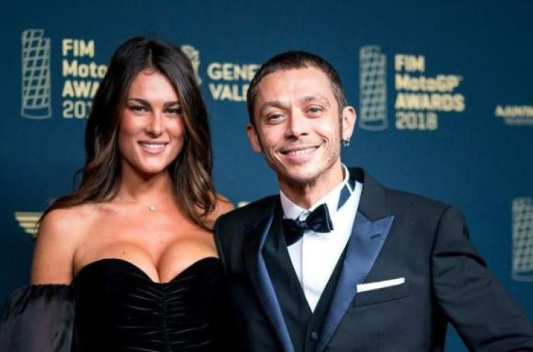 Mengenal Kekasih Valentino Rossi: Francesca Sofia Novello, Model Papan Atas  