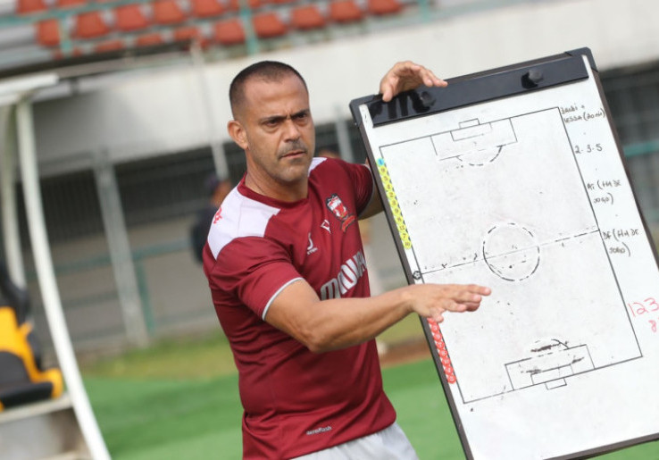 Fabio Lefundes Mundur dari Kursi Pelatih Kepala Madura United