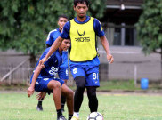 PSIS Semarang Ikat Eks Gelandang Persis Solo Semusim