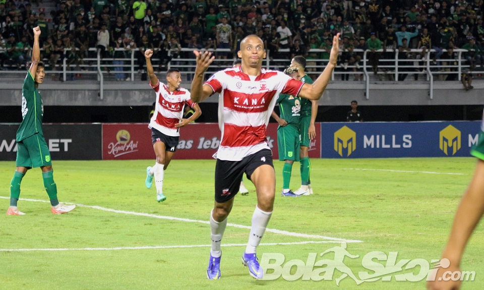 Madura United Pertahankan Trio Pemain Asing