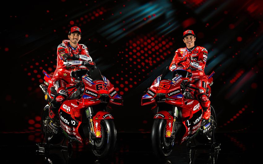 Ducati Membara dengan Warna Merah, Francesco Bagnaia dan Marc Marquez Siap Unjuk Gigi di MotoGP 2025