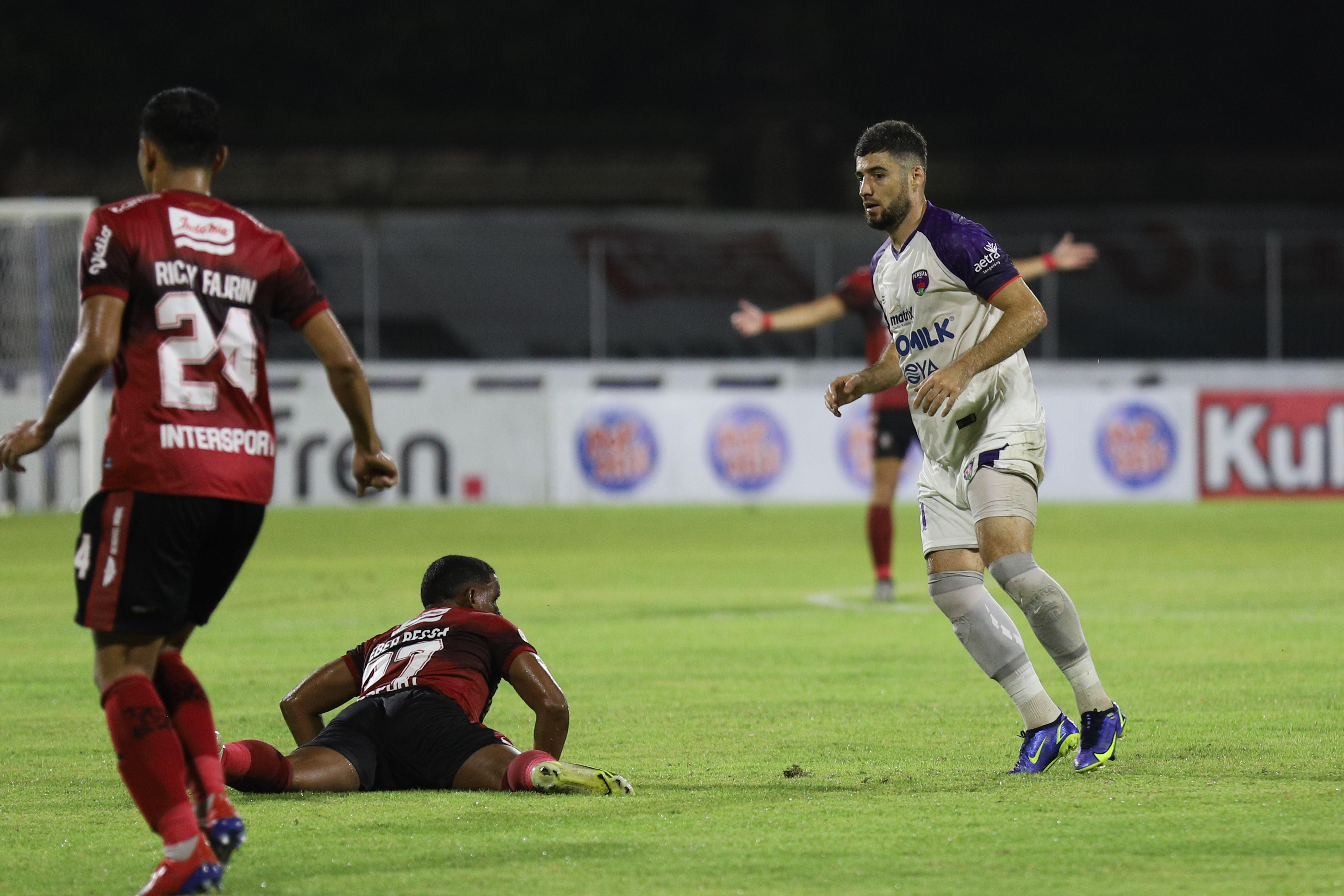 Kesehatan Menurun, Nuriddin Davronov Mundur dari Persita Tangerang