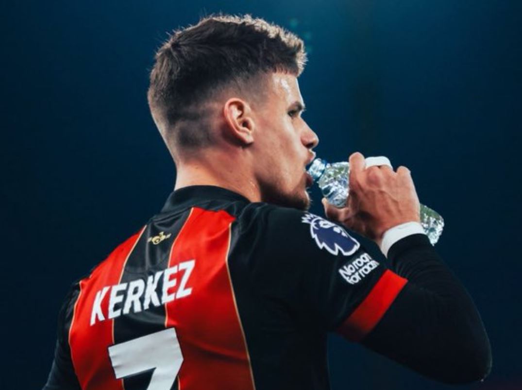 Dikaitkan dengan Liverpool, Milos Kerkez Angkat Bicara