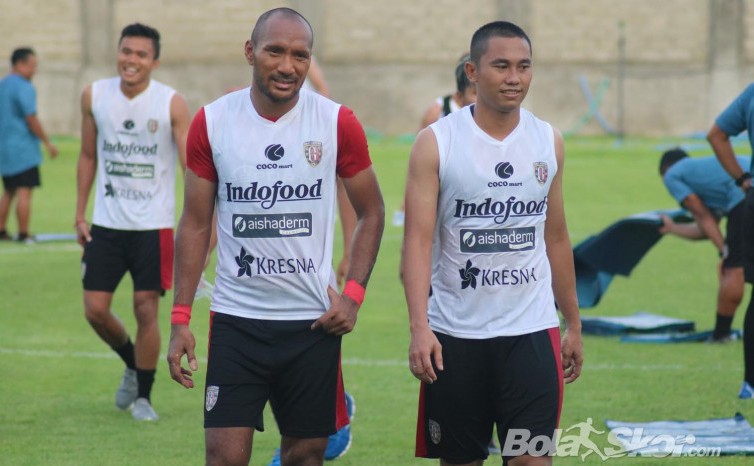 Bek Bali United Leonard Tupamahu Jelaskan Arti Keluarga dan Utarakan Rencana Pensiun