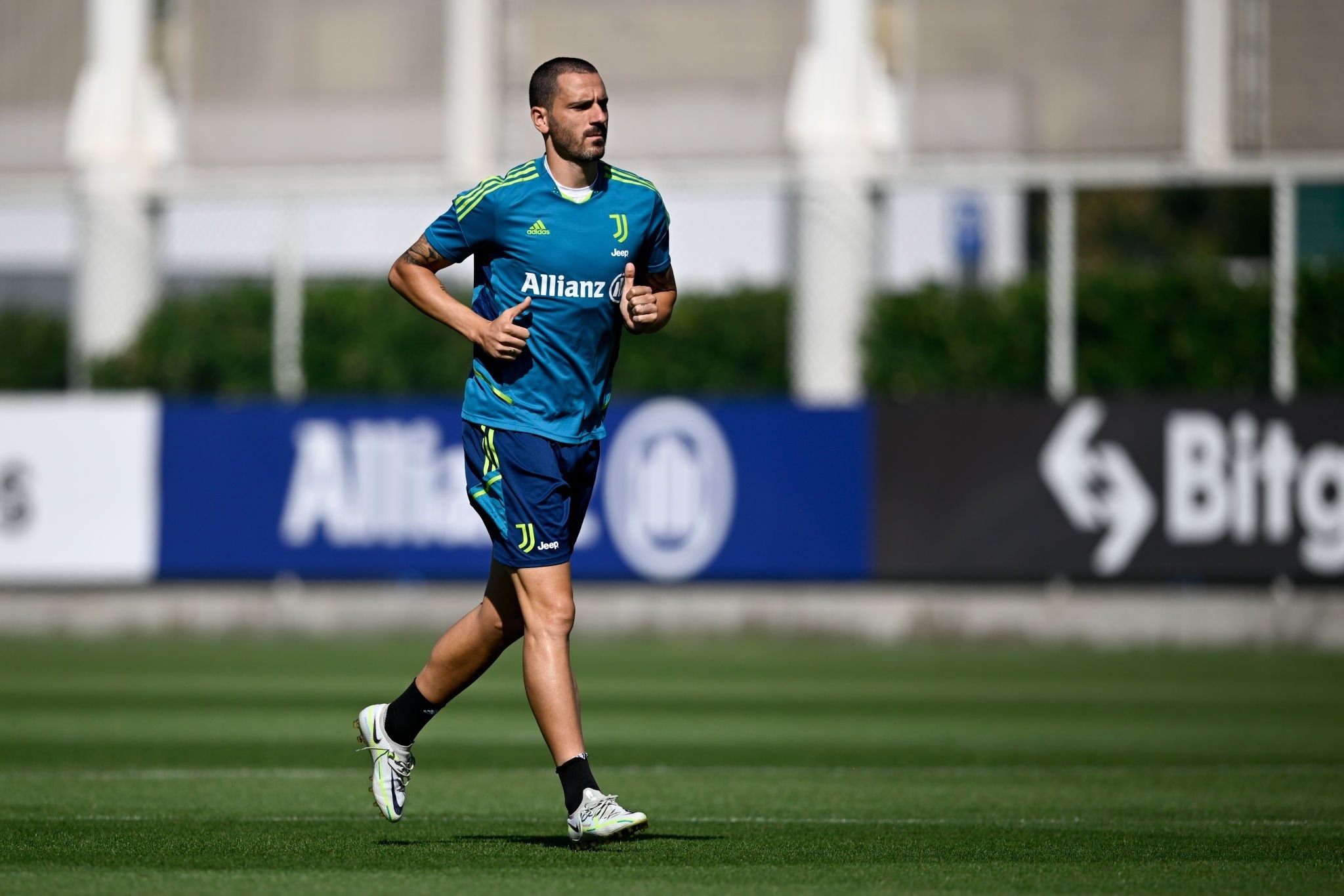 Leonardo Bonucci Kena Semprot Ultras Juventus