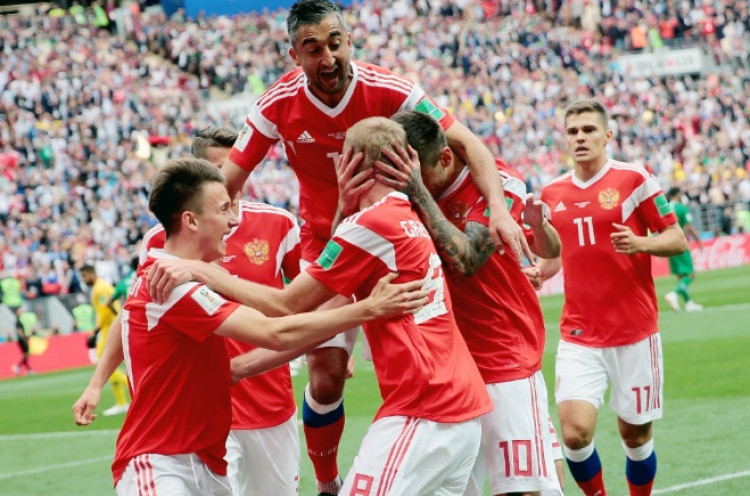 Arab Saudi Dibungkam 5-0, Mourinho: Rusia Jangan 'Kepedean'
