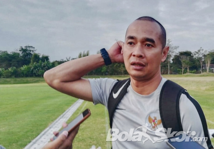 Kisah Kurniawan Dwi Yulianto Bagian II: Sukses bersama PSM dan Persebaya, Timnas Indonesia, dan Cita-cita