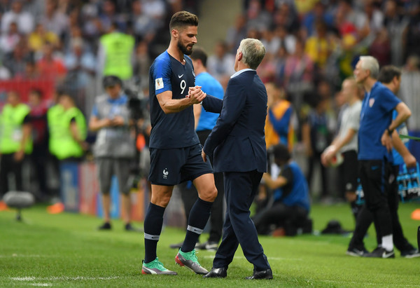 Didier Deschamps Sebut Olivier Giroud Sering Jadi Kambing Hitam