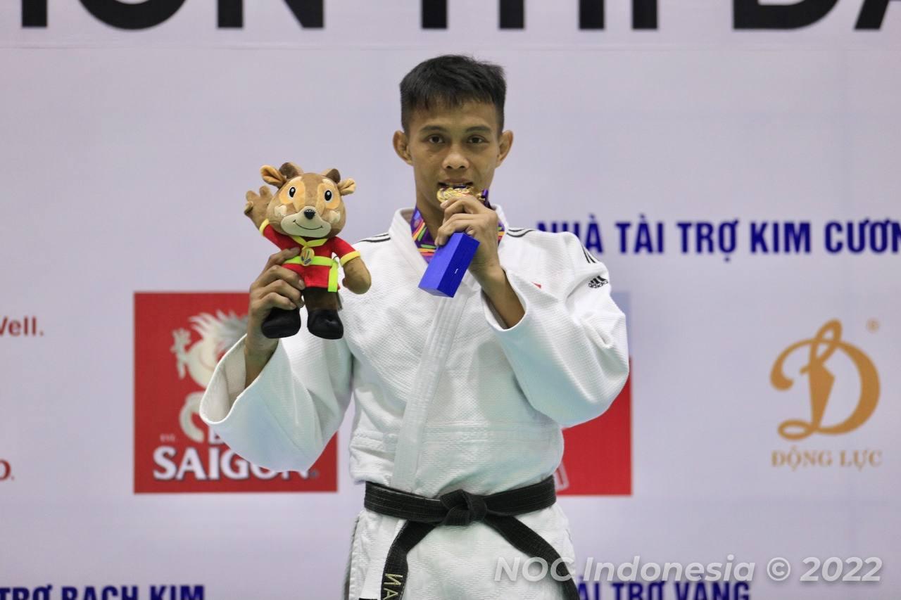 Asa Iksan Apriyadi Bangun Dojo di Kampung Halaman Menguat Usai Hat-trick Emas