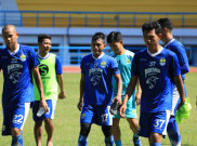 Pelatih Persib Perpanjang Masa Seleksi Mantan Persija Jakarta