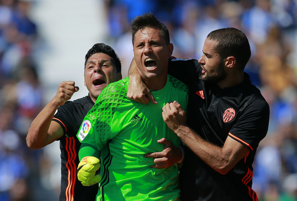 Kiper Valencia Torehkan Rekor Penyelamat Penalti Terbanyak La Liga