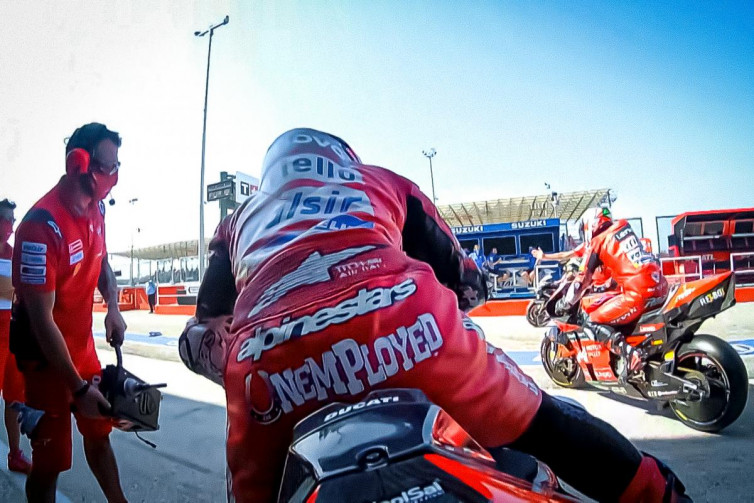 Mick Doohan Tak Tega Lihat Andrea Dovizioso Jadi Pengangguran