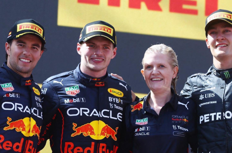 Podium Ganda bersama Perez, Verstappen Jaga Gelar Juara  F1 2022