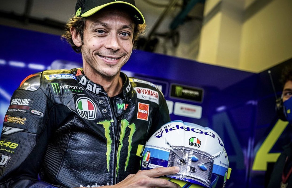 Valentino Rossi Boyong Kru Yamaha ke Petronas