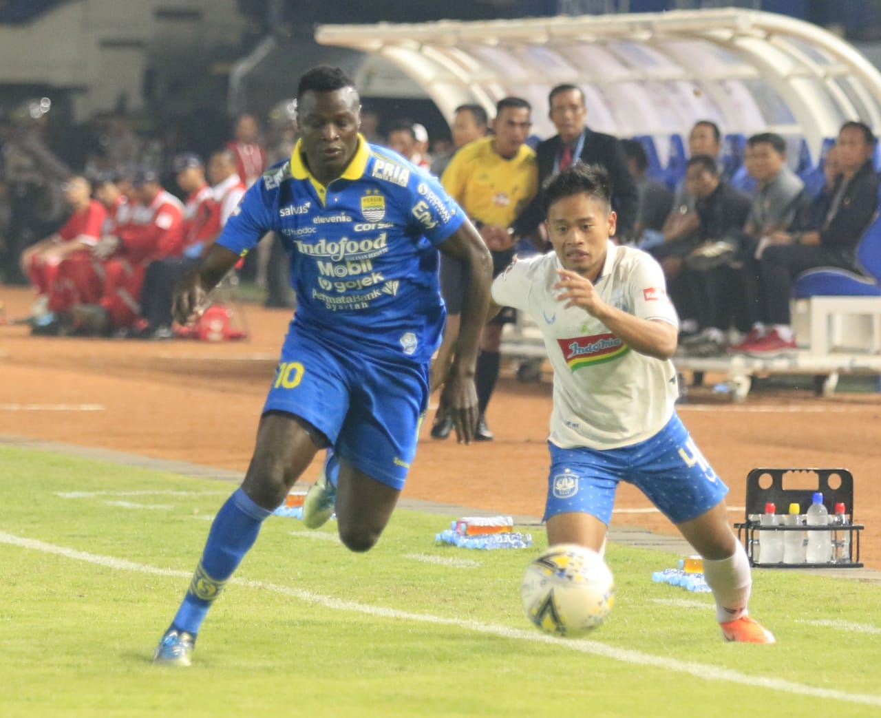Mental Turun, Ezechiel N'Douassel Tak Mau Lagi Ambil Penalti Persib