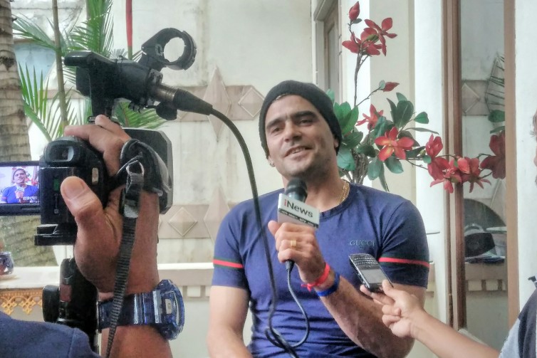 Meski Belum Diajak Bergabung, El Loco Tetap Prioritaskan Arema