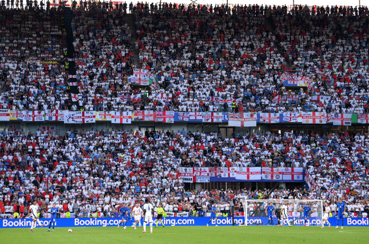 Nonton di Stadion, Keluarga Pemain Timnas Inggris Dapat Pengalaman Tidak Menyenangkan
